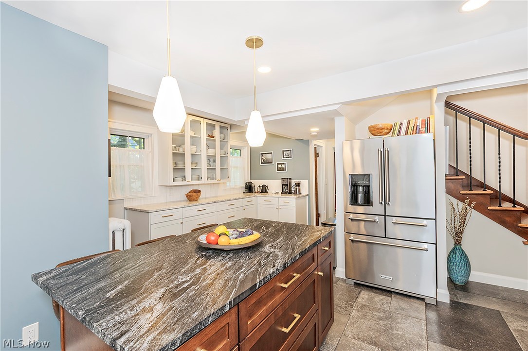 1351 Oakridge Drive Cleveland Heights OH 44121