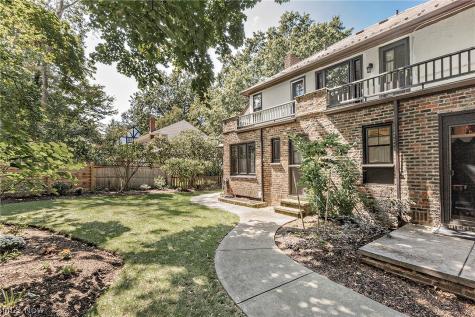 1351 Oakridge Drive Cleveland Heights OH 44121