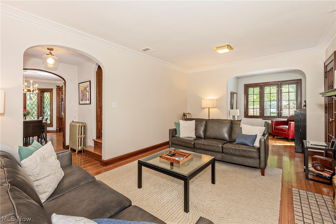 1351 Oakridge Drive Cleveland Heights OH 44121