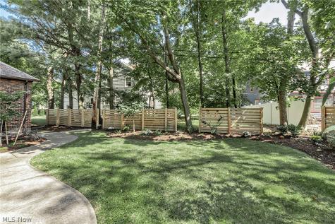 1351 Oakridge Drive Cleveland Heights OH 44121
