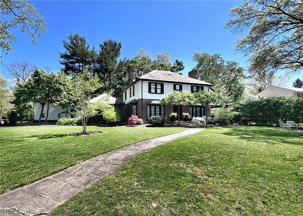 1351 Oakridge Drive Cleveland Heights OH 44121
