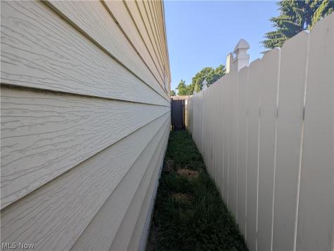3612 Lotus Place SW Canton OH 44710