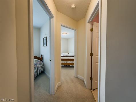 4054 Lindbergh Avenue NW Canton OH 44718