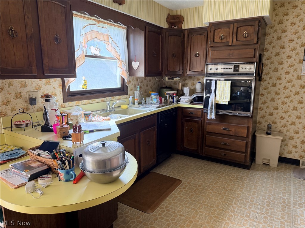 17811 State Route 58 Wellington OH 44090