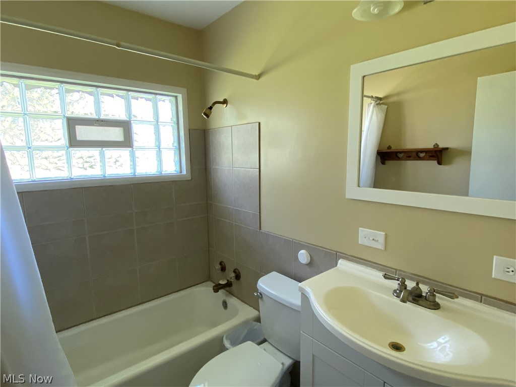 4138 Burkey Road Austintown OH 44515