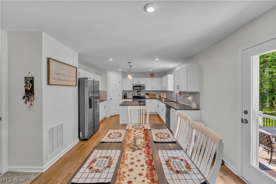 1074 Wayne Trail Vermilion OH 44089
