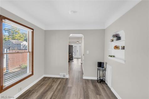 117 Lear Road Avon Lake OH 44012