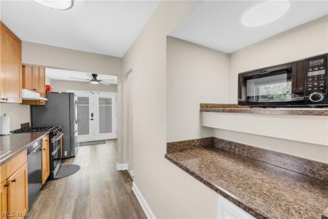 117 Lear Road Avon Lake OH 44012