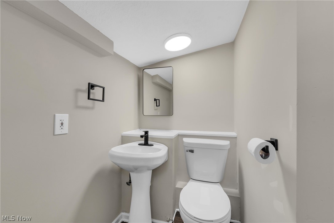 117 Lear Road Avon Lake OH 44012