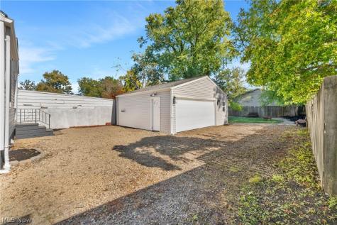 117 Lear Road Avon Lake OH 44012
