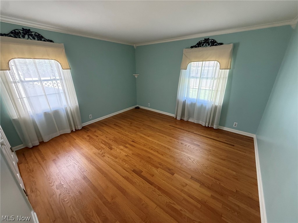 1927 N Walnut Street Dover OH 44622
