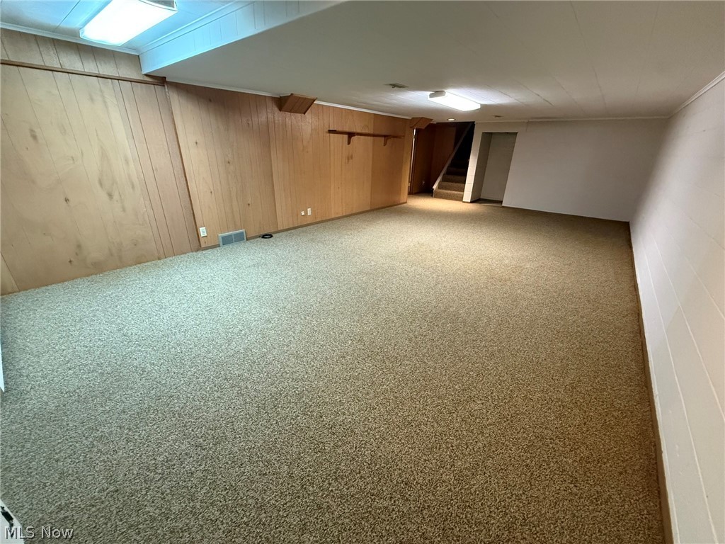 1927 N Walnut Street Dover OH 44622