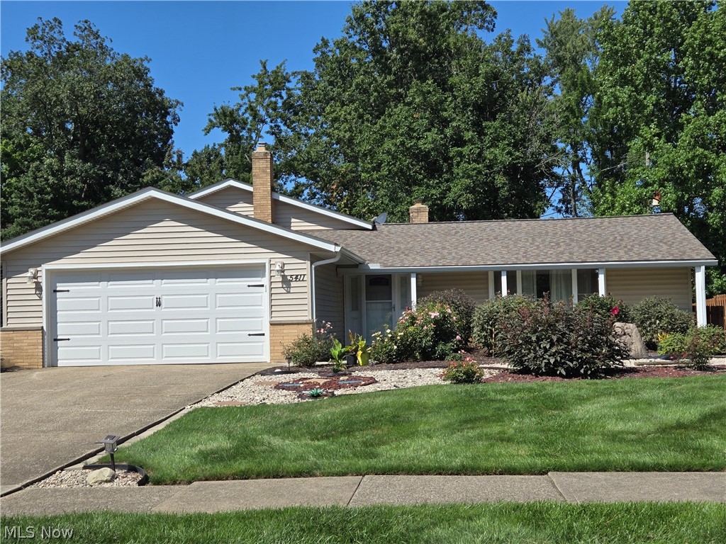 5411 Harleston Drive Lyndhurst OH 44124