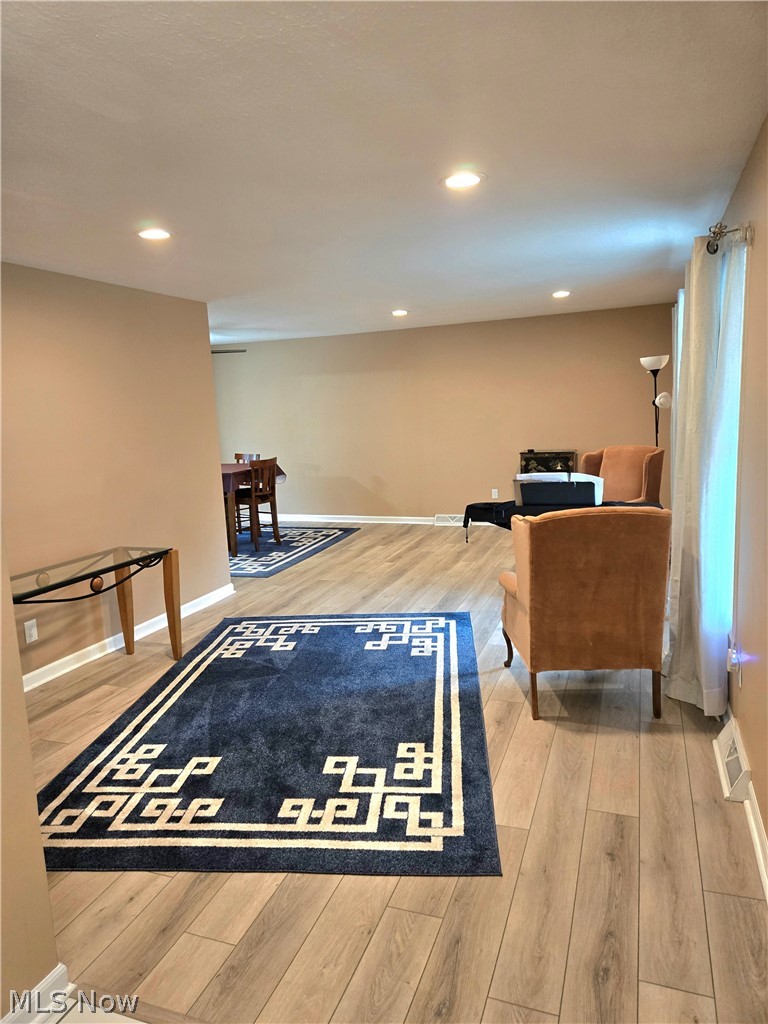 5411 Harleston Drive Lyndhurst OH 44124