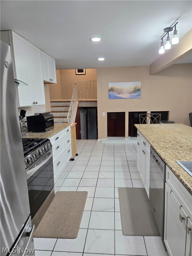 5411 Harleston Drive Lyndhurst OH 44124