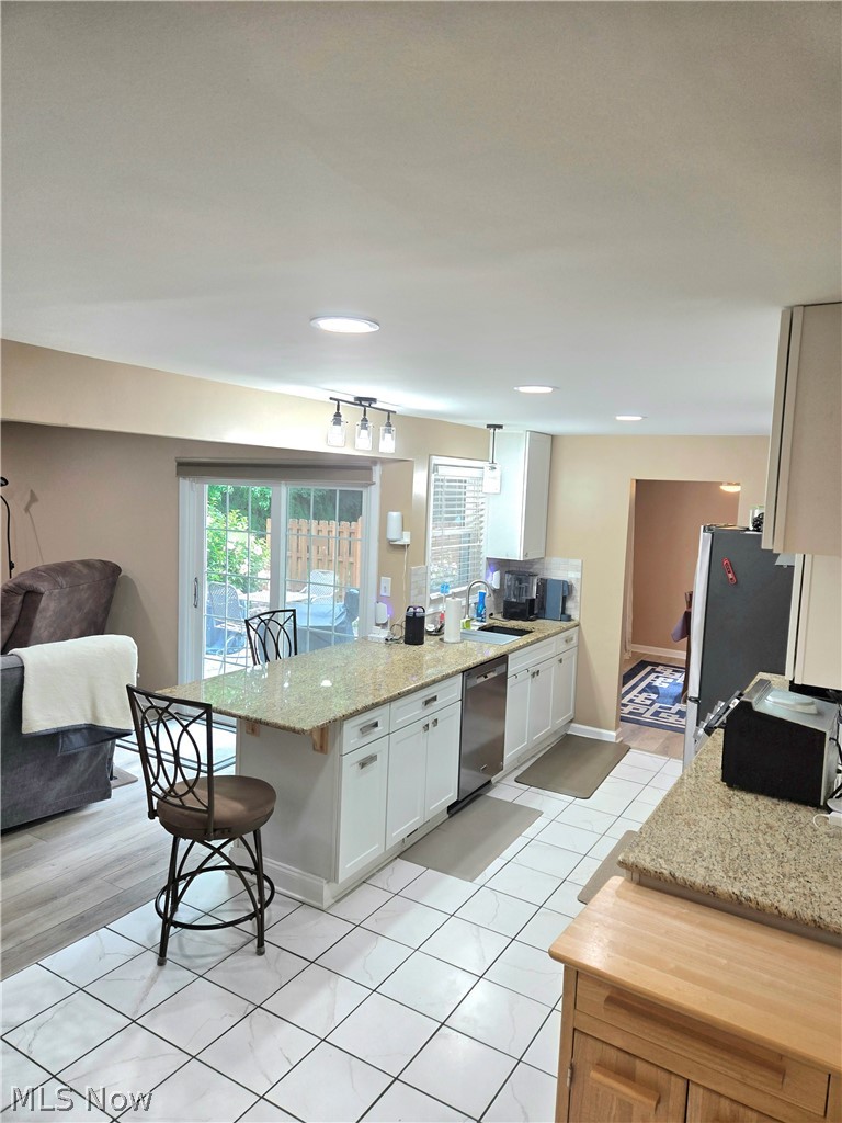 5411 Harleston Drive Lyndhurst OH 44124