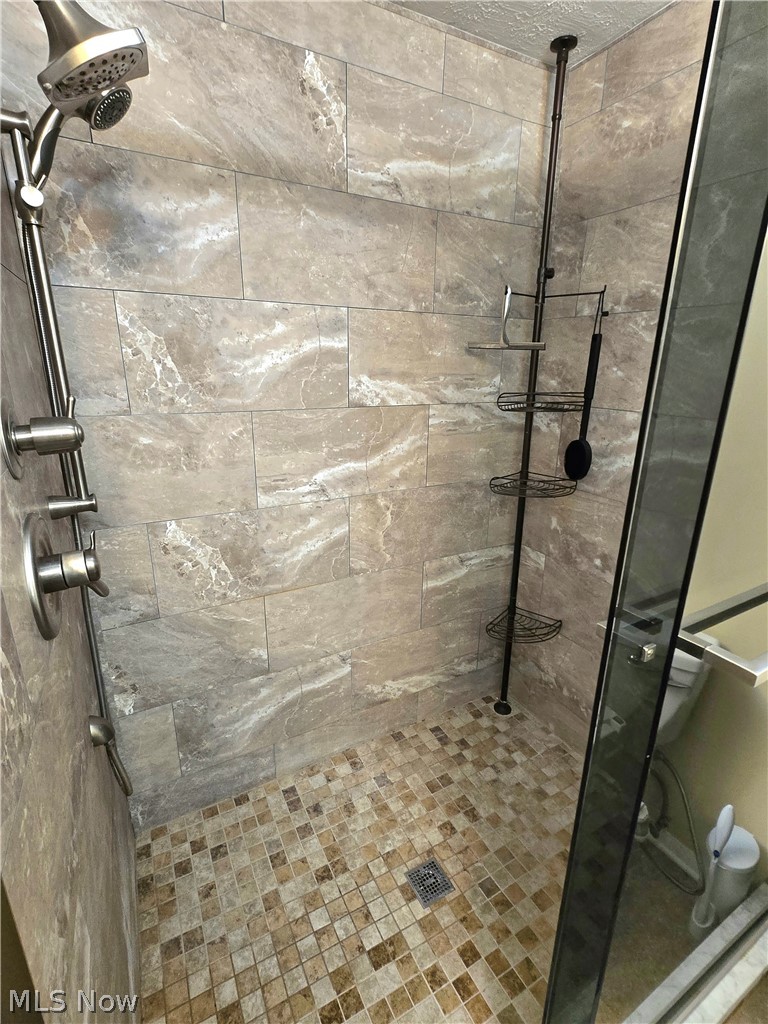 5411 Harleston Drive Lyndhurst OH 44124