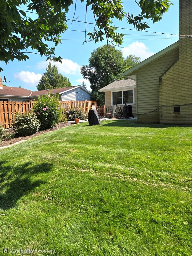 5411 Harleston Drive Lyndhurst OH 44124