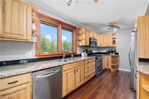 15665 Bennett Road North Royalton OH 44133