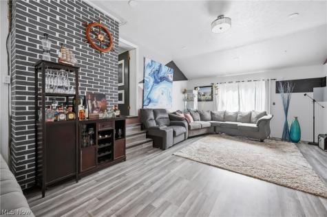 501 Hamilton Avenue NE Canton OH 44704
