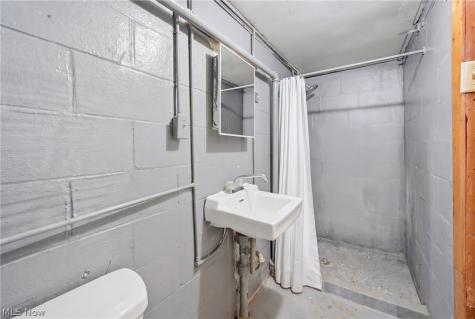501 Hamilton Avenue NE Canton OH 44704