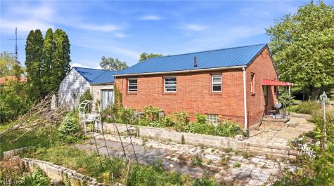 501 Hamilton Avenue NE Canton OH 44704