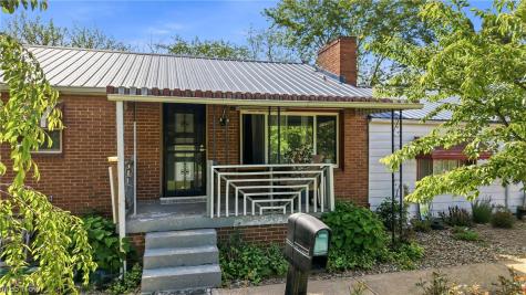 501 Hamilton Avenue NE Canton OH 44704