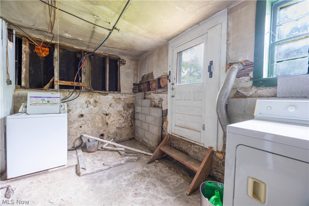 659 E Jackson Street Millersburg OH 44654