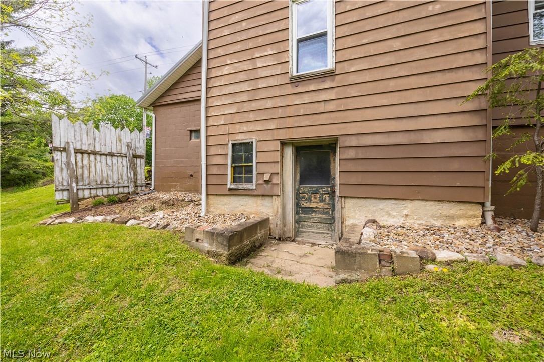 659 E Jackson Street Millersburg OH 44654