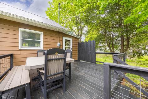 659 E Jackson Street Millersburg OH 44654