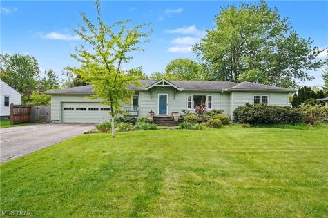 146 Habant Road Amherst OH 44001
