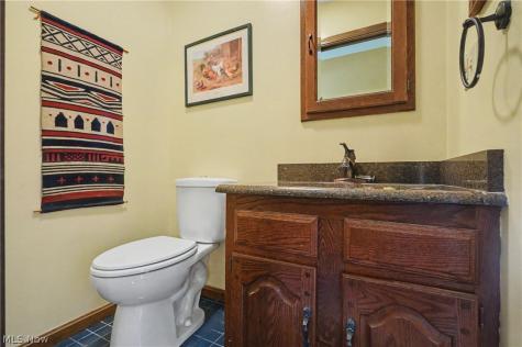 146 Habant Road Amherst OH 44001