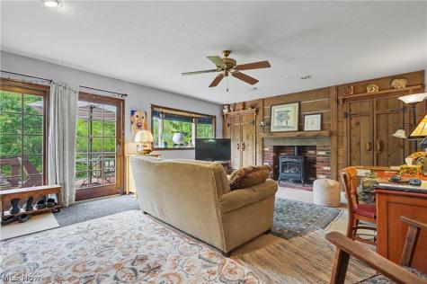 146 Habant Road Amherst OH 44001