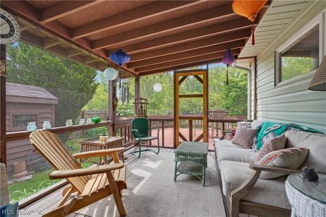 146 Habant Road Amherst OH 44001