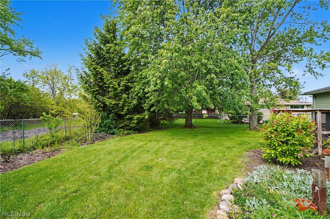 146 Habant Road Amherst OH 44001