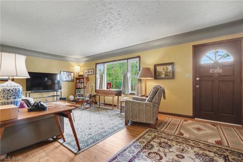 146 Habant Road Amherst OH 44001