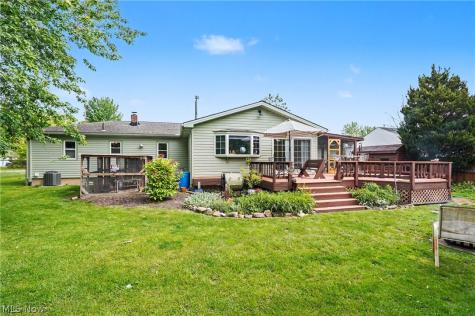 146 Habant Road Amherst OH 44001