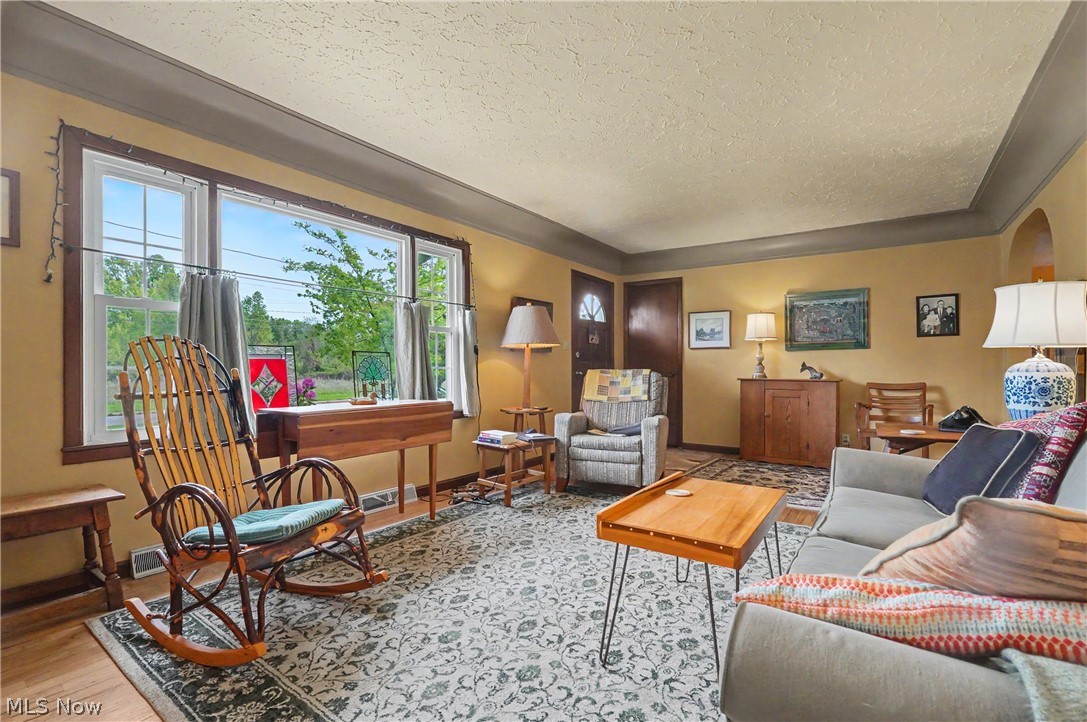 146 Habant Road Amherst OH 44001