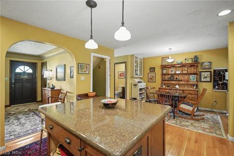 146 Habant Road Amherst OH 44001