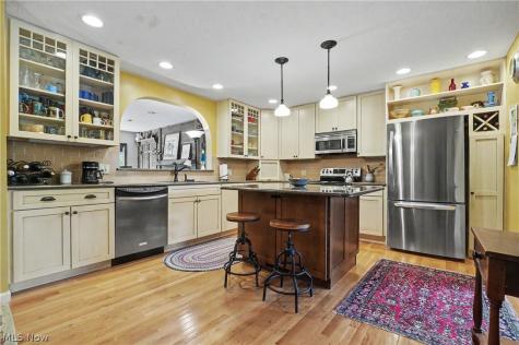 146 Habant Road Amherst OH 44001