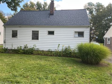 888 Caddo Avenue Akron OH 44305