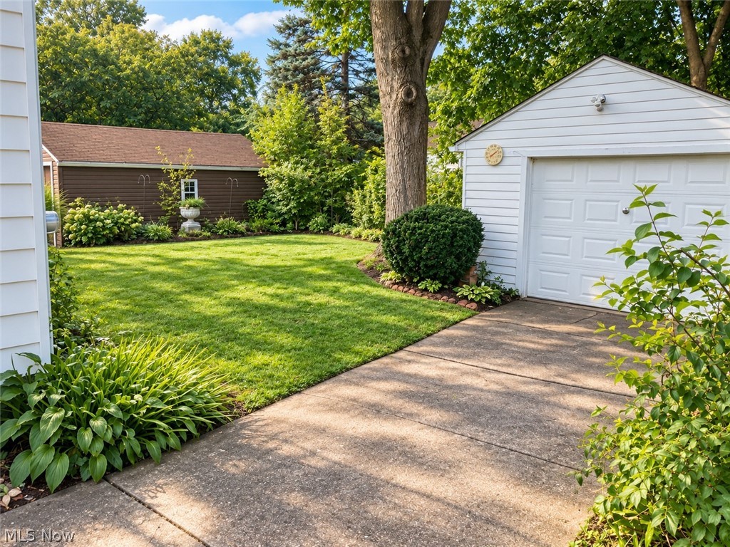 888 Caddo Avenue Akron OH 44305