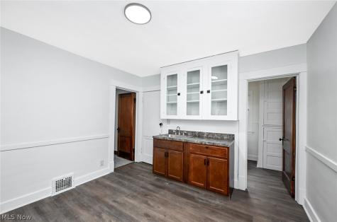 2805 E 126th Street Cleveland OH 44120