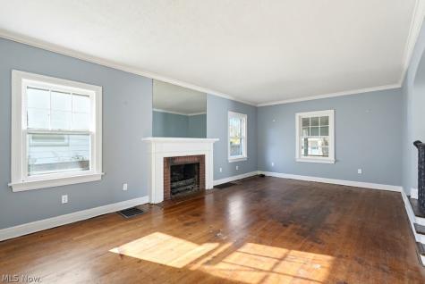 140 Mission Drive Akron OH 44301