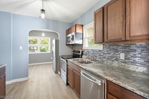 140 Mission Drive Akron OH 44301