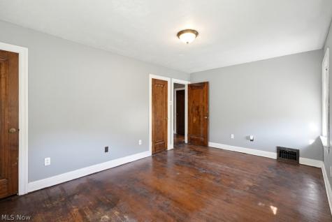 140 Mission Drive Akron OH 44301