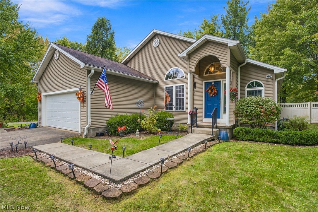 2445 Plum Creek Drive Roaming Shores OH 44084