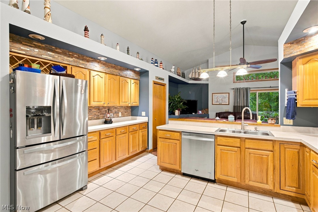 2445 Plum Creek Drive Roaming Shores OH 44084