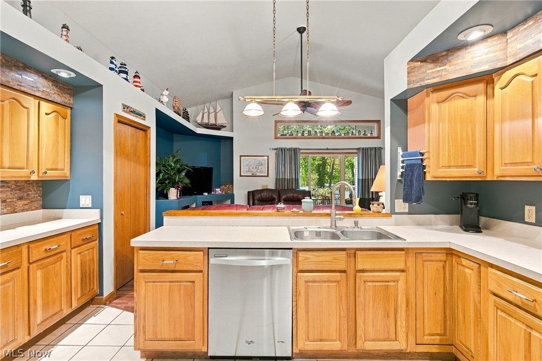 2445 Plum Creek Drive Roaming Shores OH 44084