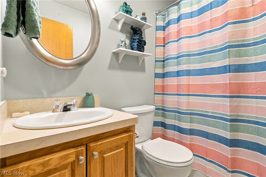2445 Plum Creek Drive Roaming Shores OH 44084